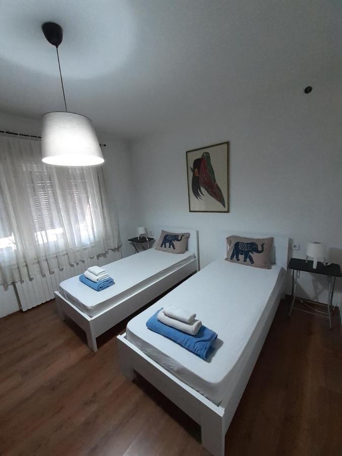 Double M City Center Apartments Skopje Luaran gambar